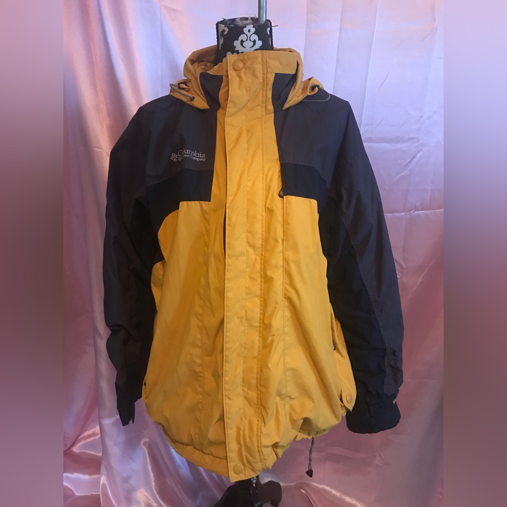 Columbia Heavy Duty Jacket Used As An Outside Layer For Snowboarding